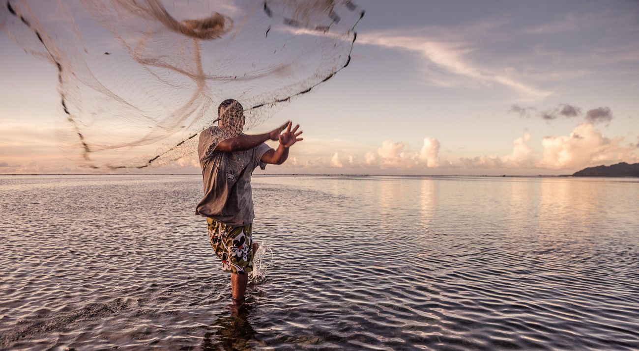 A reef fisherman from Walalung Village on the island of Kosrae, Micronesia.